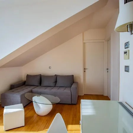 普雷特酒店 酒店 4*