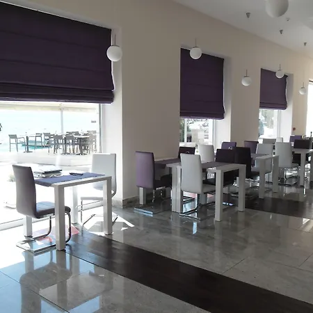 Pleter Hotel