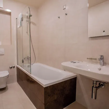 Pleter Hotel Mimice