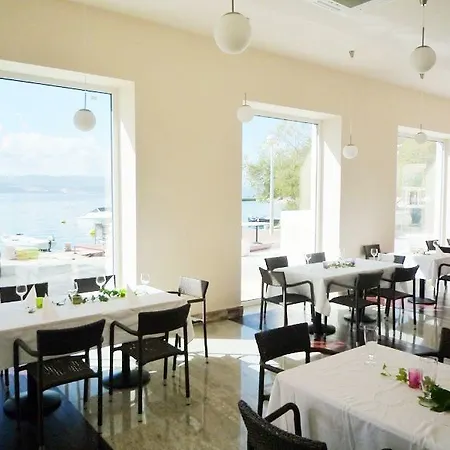 Pleter Hotel